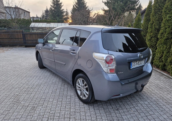 Toyota Verso cena 28500 przebieg: 267000, rok produkcji 2010 z Gryfino małe 172